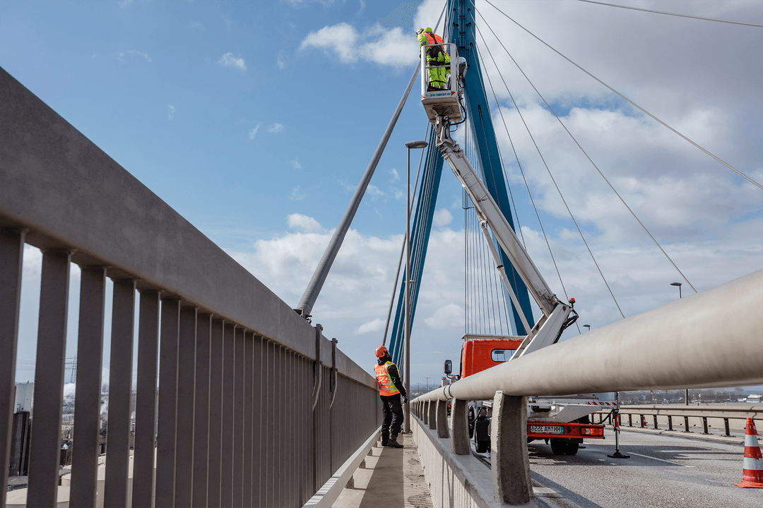 Bridge_monitoring_Hero